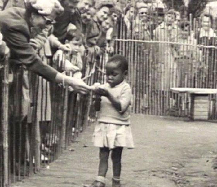 34 People Share The Most Dystopian Photos That Have Ever Been Taken In Their Countries