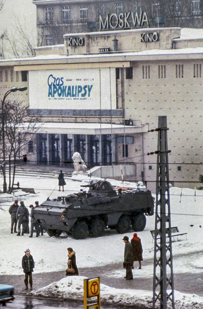 34 People Share The Most Dystopian Photos That Have Ever Been Taken In Their Countries