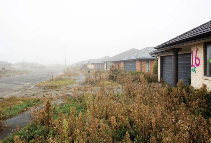 34 People Share The Most Dystopian Photos That Have Ever Been Taken In Their Countries