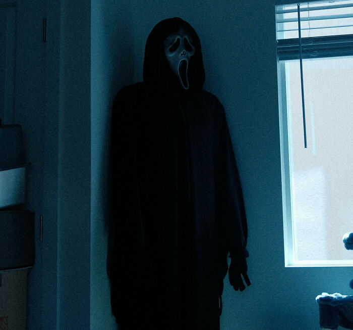 42 Times People Experienced Something Entirely Unsettling In The Comfort Of Their Own Homes 42 Times People Experienced Something Entirely Unsettling In The Comfort Of Their Own Homes