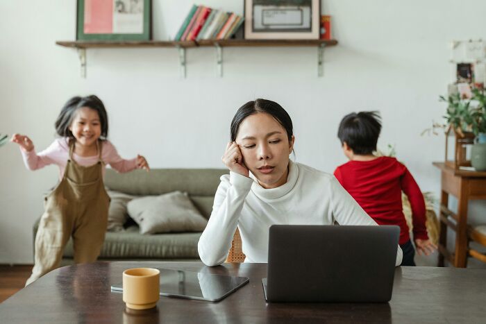 Guy Asks Men If They Regret Having Their Kids, And 40 Give Honest Answers