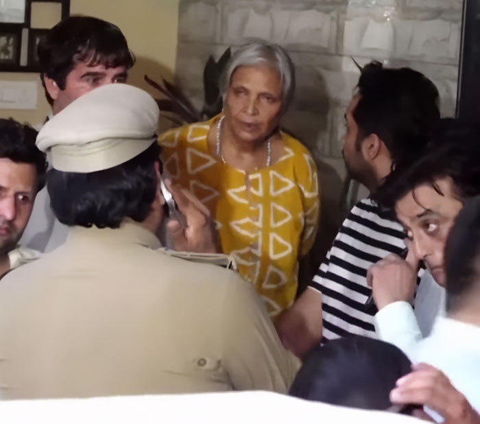 “She Behaved Like A Dictator”: Mother-In-Law Arrested After Woman Is Found Hanging In Her Son’s House “She Behaved Like A Dictator”: Mother-In-Law Arrested After Woman Is Found Hanging In Her Son’s House