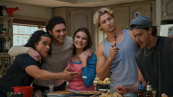 Fans Turn On ‘Bridgerton’ After Prime Video Hit Instantly Delivers Exactly What They Wanted For Years Fans Turn On ‘Bridgerton’ After Prime Video Hit Instantly Delivers Exactly What They Wanted For Years