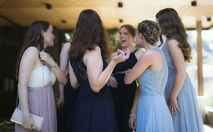 Couple Thinks Wedding Went Perfectly Until They Get The Photos Back Couple Thinks Wedding Went Perfectly Until They Get The Photos Back