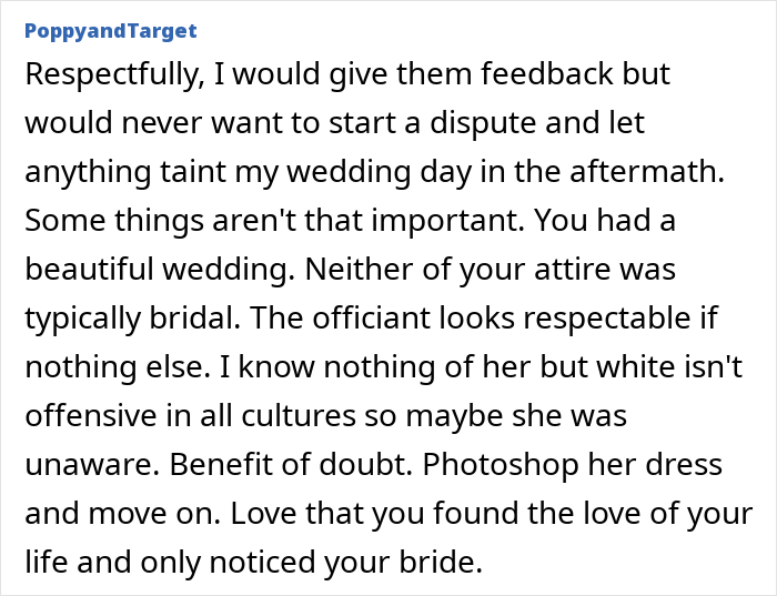 Couple Thinks Wedding Went Perfectly Until They Get The Photos Back Couple Thinks Wedding Went Perfectly Until They Get The Photos Back
