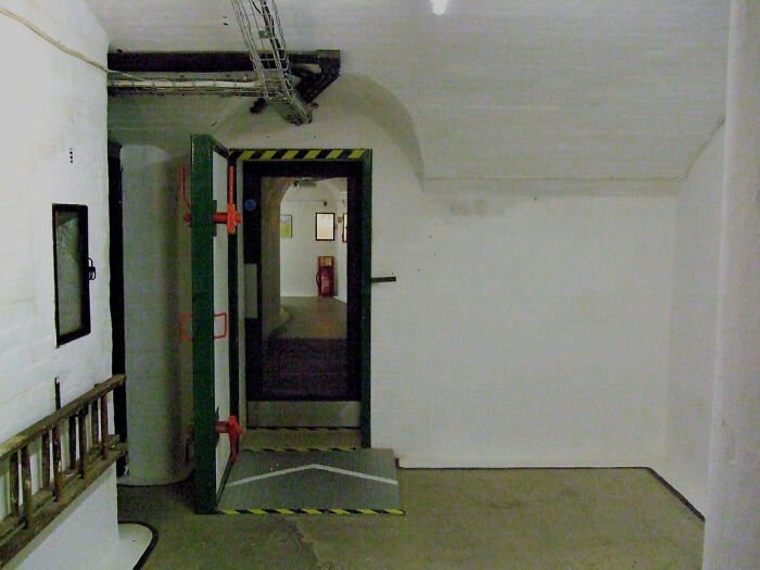 The Backrooms Are Filled With Creepy Liminal Spaces And Horrifying Creatures, Here Are 50 Of The First Levels
