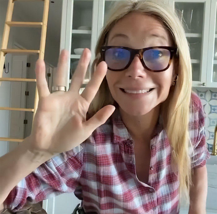 Gwyneth Paltrow Baffles Savannah Guthrie Live As She Unveils Bizarre Diet Hack That Raises Eyebrows Gwyneth Paltrow Baffles Savannah Guthrie Live As She Unveils Bizarre Diet Hack That Raises Eyebrows