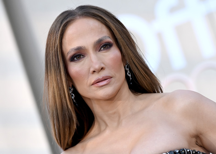Jennifer Lopez’s Filtered Premiere Photos Face Backlash After Unedited Images Revive Debate Over Aging In Hollywood Jennifer Lopez’s Filtered Premiere Photos Face Backlash After Unedited Images Revive Debate Over Aging In Hollywood