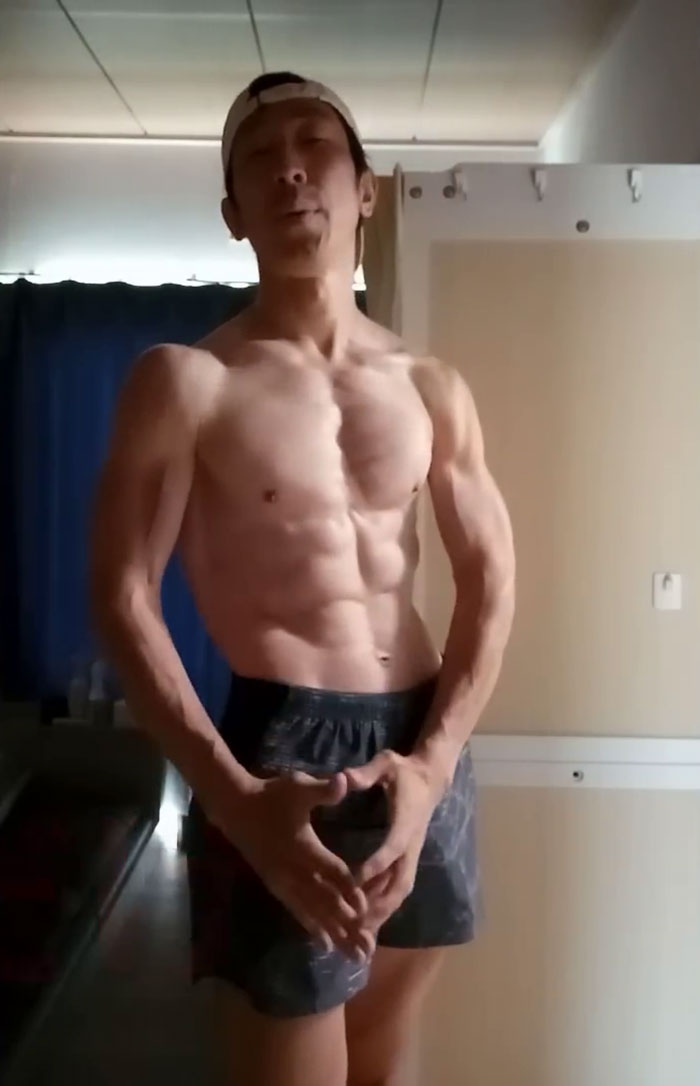 Japanese Man Does 100 Push-Ups, Squats, And Sit-Ups For Three Years, Now He&rsquo;s A Changed Man