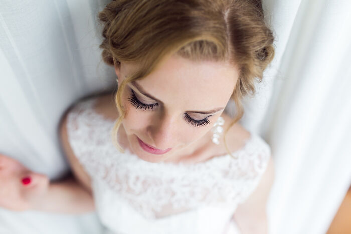 &ldquo;Perfect Mid-Sneeze Shot&rdquo;: 33 Of The Worst Moments Photographers Saw And Captured At Weddings