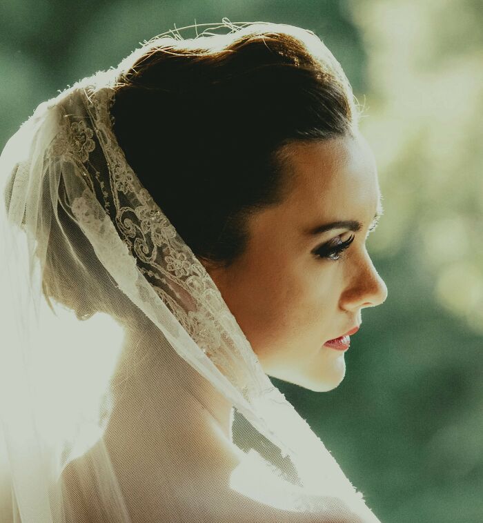 &ldquo;Perfect Mid-Sneeze Shot&rdquo;: 33 Of The Worst Moments Photographers Saw And Captured At Weddings