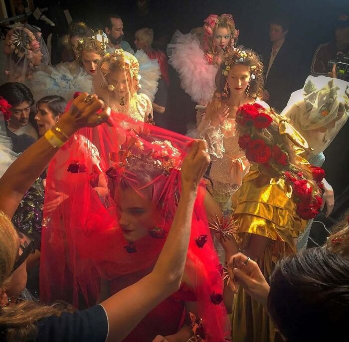 60 Accidental Renaissance Masterpieces Captured On Camera