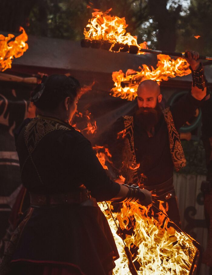 60 Accidental Renaissance Masterpieces Captured On Camera