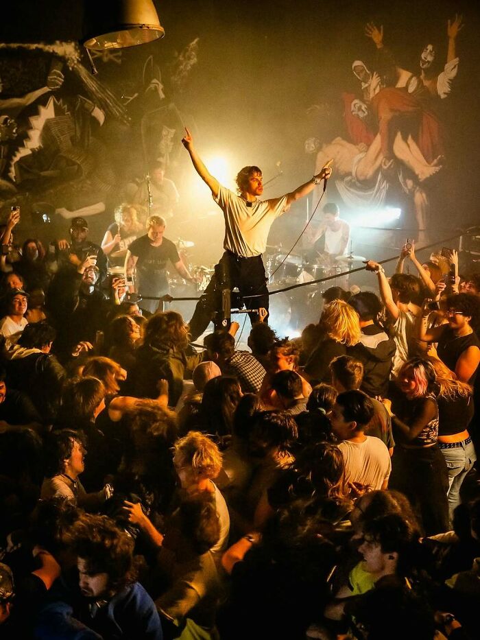 60 Accidental Renaissance Masterpieces Captured On Camera