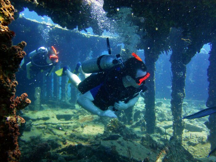 21 Terrifying Stories That Might Make You Never Go Underground Or Underwater 21 Terrifying Stories That Might Make You Never Go Underground Or Underwater