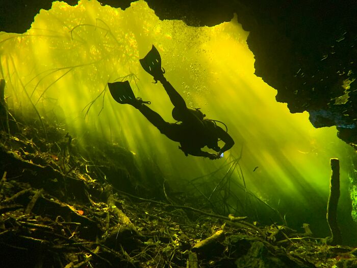 21 Terrifying Stories That Might Make You Never Go Underground Or Underwater 21 Terrifying Stories That Might Make You Never Go Underground Or Underwater