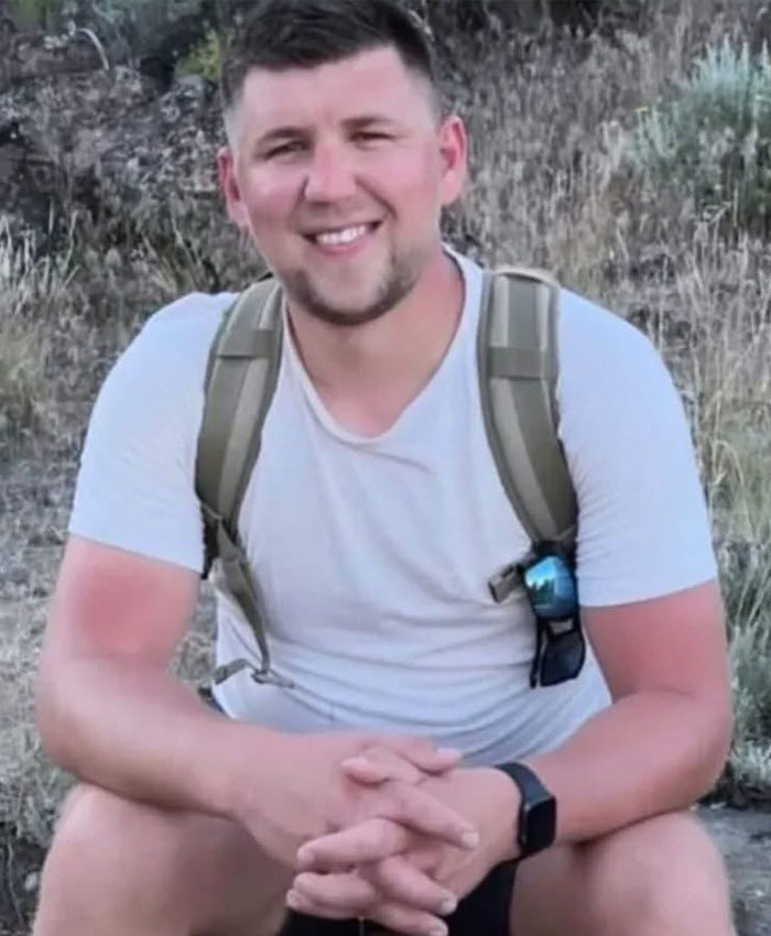Lawyer For Tourist Who Hurled Rock At Beloved Seal Provides Unusual Justification For His Client’s Actions Lawyer For Tourist Who Hurled Rock At Beloved Seal Provides Unusual Justification For His Client’s Actions
