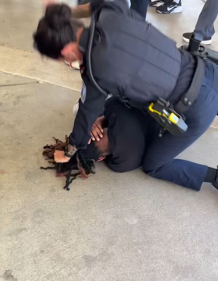 Female Cop Urged To Quit After Horrific Viral Footage Shows Her Brutally Beating High School Boy Female Cop Urged To Quit After Horrific Viral Footage Shows Her Brutally Beating High School Boy