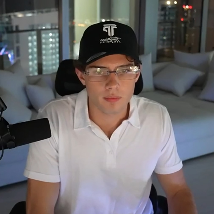 “Looksmaxxing” Influencer Clavicular’s Transformation After Allegedly Quitting Testosterone Stuns Netizens “Looksmaxxing” Influencer Clavicular’s Transformation After Allegedly Quitting Testosterone Stuns Netizens