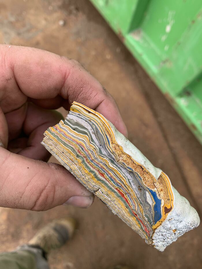 “Why Is This Here?”: 66 Things People Discovered Hidden In Plain Sight At Work “Why Is This Here?”: 66 Things People Discovered Hidden In Plain Sight At Work