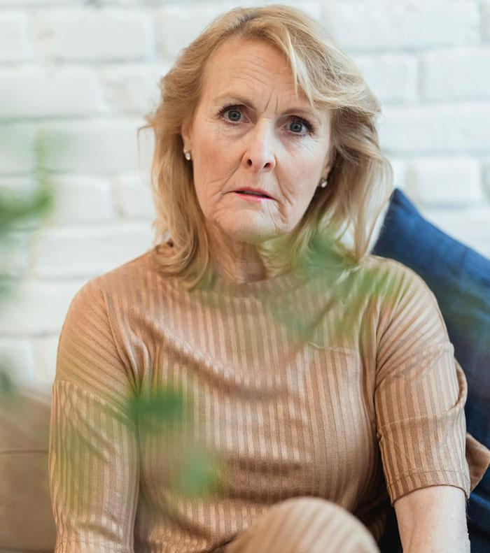 Family Suddenly Wants Woman Back In Their Lives, She Finds Out Their Horrible Plans
