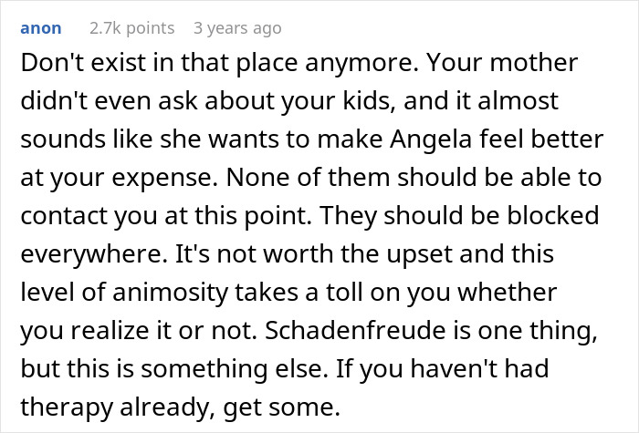 Family Suddenly Wants Woman Back In Their Lives, She Finds Out Their Horrible Plans