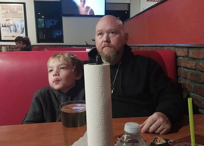 Family Tragedy Unfolds As Mom Ends Her Children’s Lives Then Her Own After Attacking Woman And Husband At Bar Family Tragedy Unfolds As Mom Ends Her Children’s Lives Then Her Own After Attacking Woman And Husband At Bar