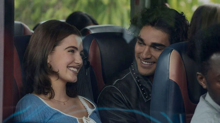 “He Was So Boring”: Fans Show No Mercy Over ‘Off Campus’ Star’s Sudden Exit “He Was So Boring”: Fans Show No Mercy Over ‘Off Campus’ Star’s Sudden Exit