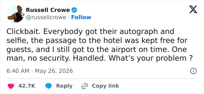 Russell Crowe Breaks Silence With Scathing Retort After Stern Demeanor With Fans Was Captured In Viral Video Russell Crowe Breaks Silence With Scathing Retort After Stern Demeanor With Fans Was Captured In Viral Video