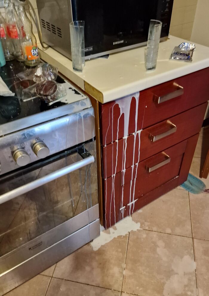 &ldquo;I&rsquo;m Never Going To Financially Recover From This&rdquo;: 74 Hilariously Bad Kitchen Fails (New Pics)