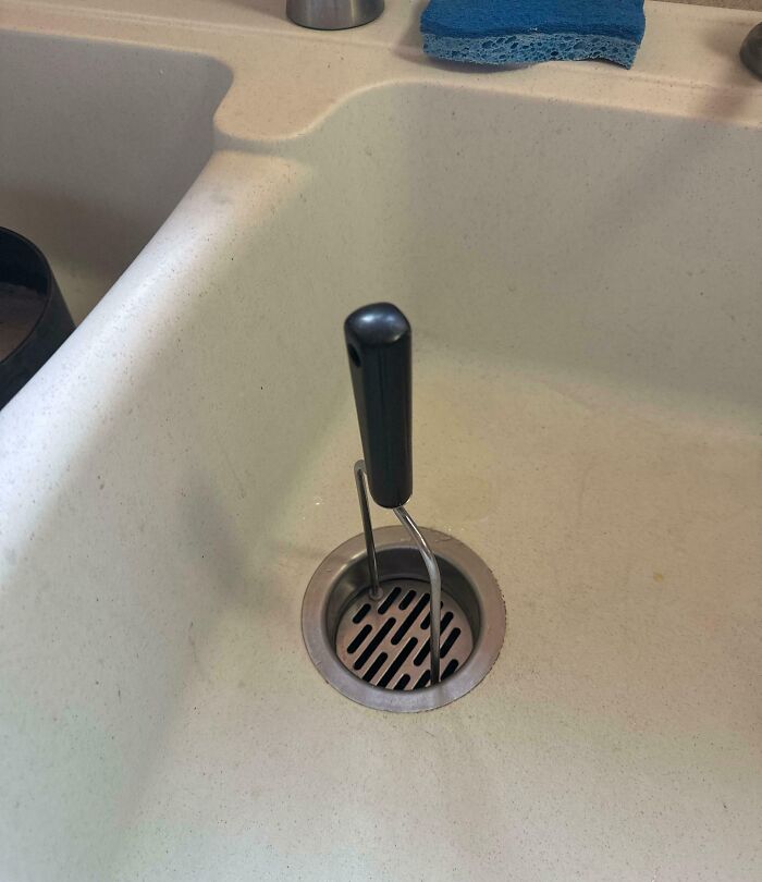 &ldquo;I&rsquo;m Never Going To Financially Recover From This&rdquo;: 74 Hilariously Bad Kitchen Fails (New Pics)