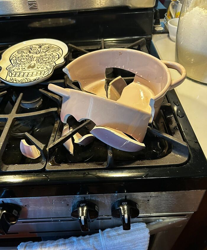 &ldquo;I&rsquo;m Never Going To Financially Recover From This&rdquo;: 74 Hilariously Bad Kitchen Fails (New Pics)