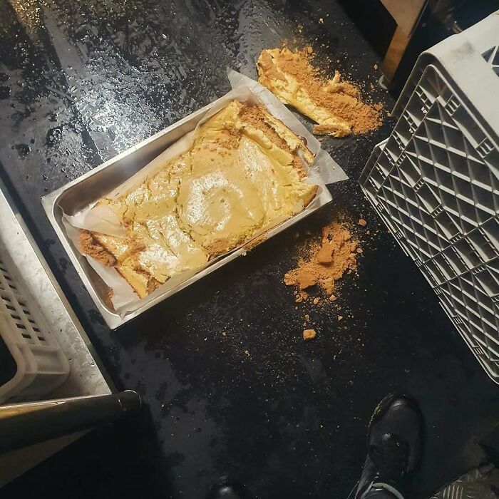 &ldquo;I&rsquo;m Never Going To Financially Recover From This&rdquo;: 74 Hilariously Bad Kitchen Fails (New Pics)