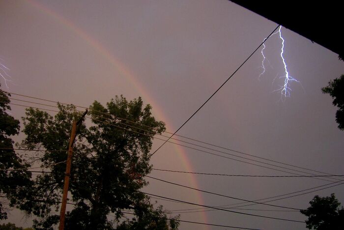 &ldquo;Will Likely Never Happen Again&rdquo;: 77 People Who Witnessed Something Extraordinary And Had The Camera Ready