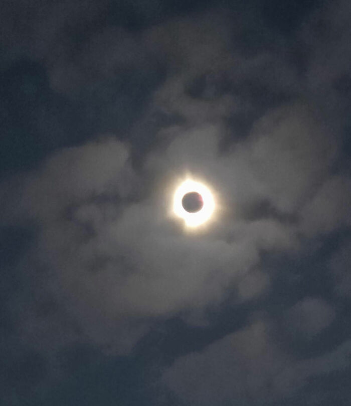 &ldquo;Will Likely Never Happen Again&rdquo;: 77 People Who Witnessed Something Extraordinary And Had The Camera Ready