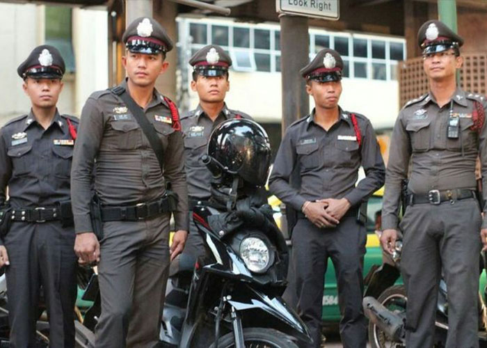 Thai Police Spark Flurry Of Reactions After Dressing Up As Dance Troupe To Catch Suspect Thai Police Spark Flurry Of Reactions After Dressing Up As Dance Troupe To Catch Suspect