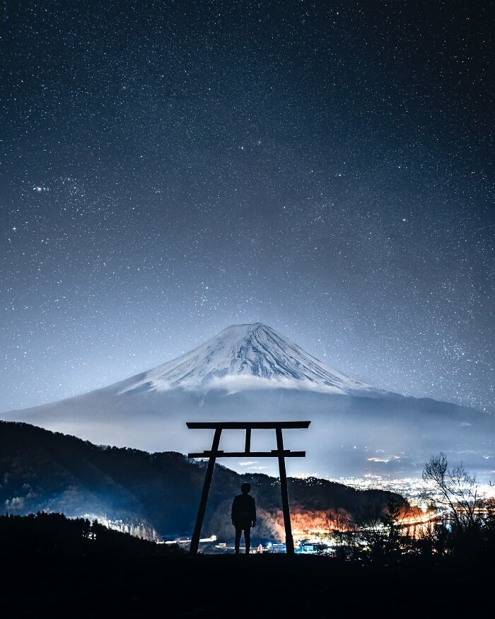 68 Folks Share The Nighttime Photos That Made Them Realize How Small We Truly Are