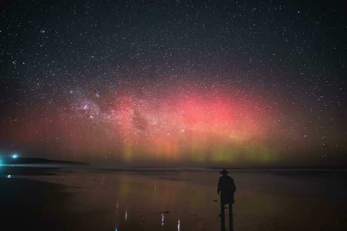 68 Folks Share The Nighttime Photos That Made Them Realize How Small We Truly Are
