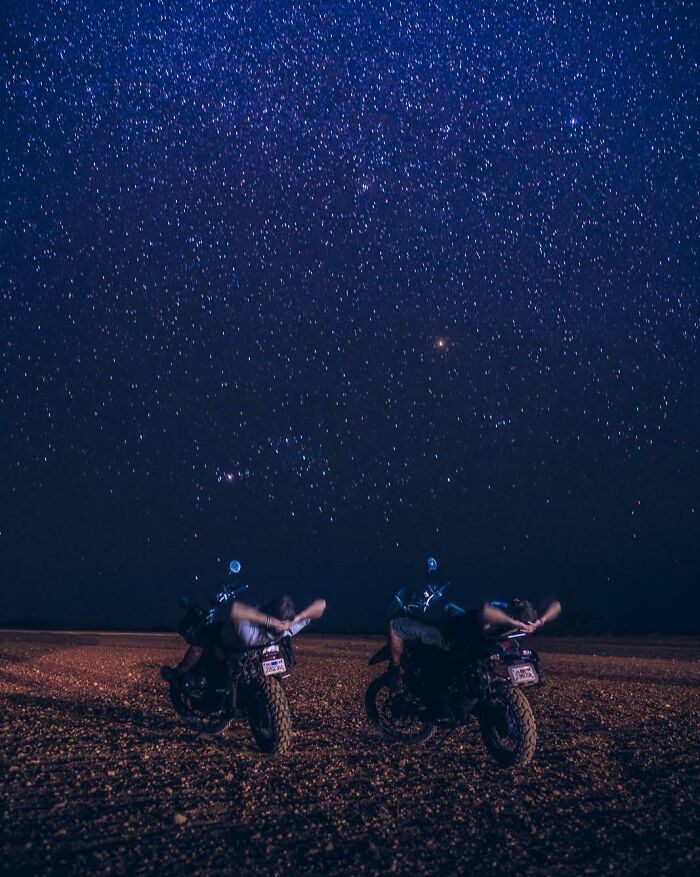 68 Folks Share The Nighttime Photos That Made Them Realize How Small We Truly Are
