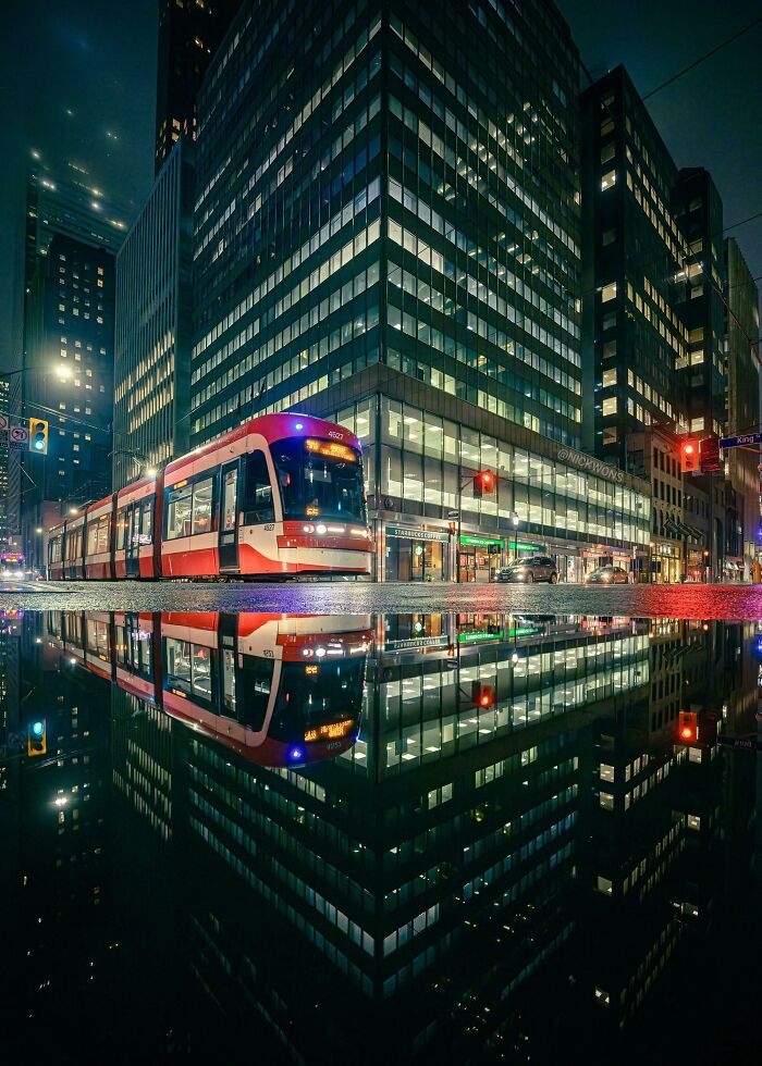 68 Folks Share The Nighttime Photos That Made Them Realize How Small We Truly Are