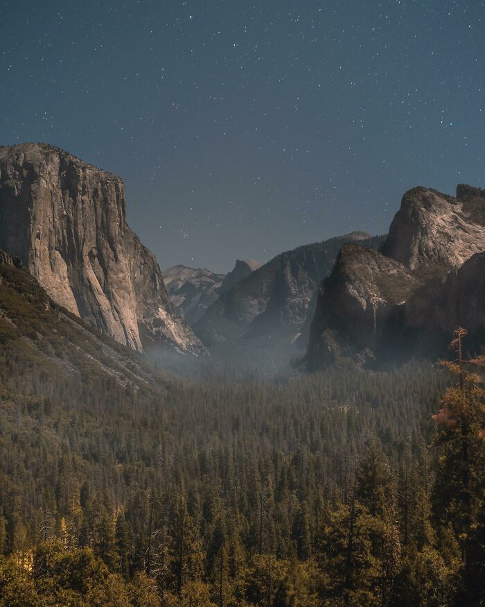 68 Folks Share The Nighttime Photos That Made Them Realize How Small We Truly Are