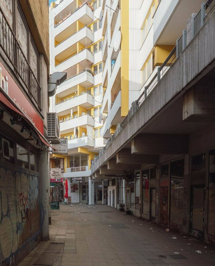132 Pictures Of &lsquo;Urban Hell&rsquo; That Have No Soul And Are Weirdly Eerie (New Pics)