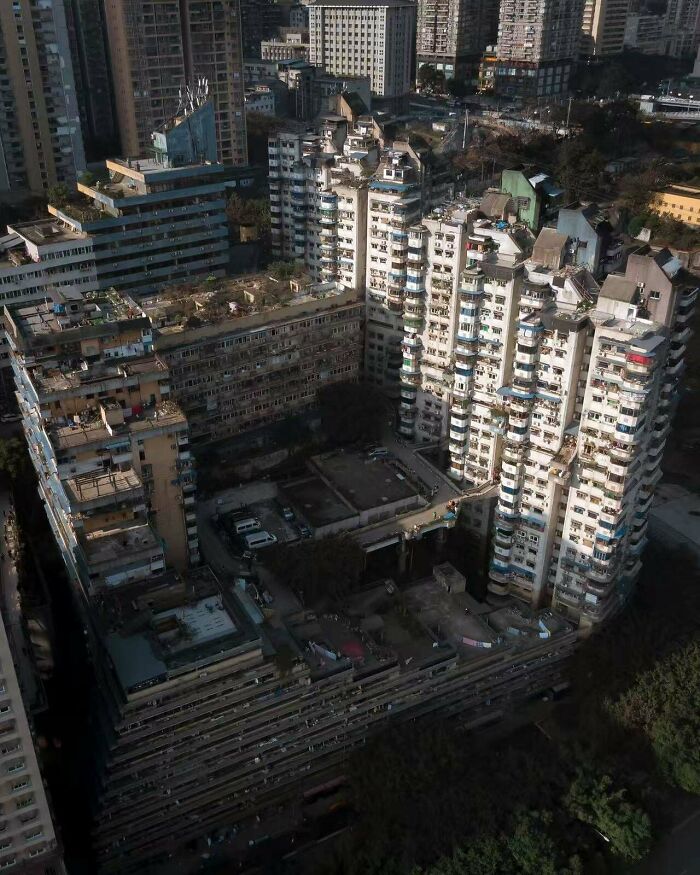 132 Pictures Of &lsquo;Urban Hell&rsquo; That Have No Soul And Are Weirdly Eerie (New Pics)
