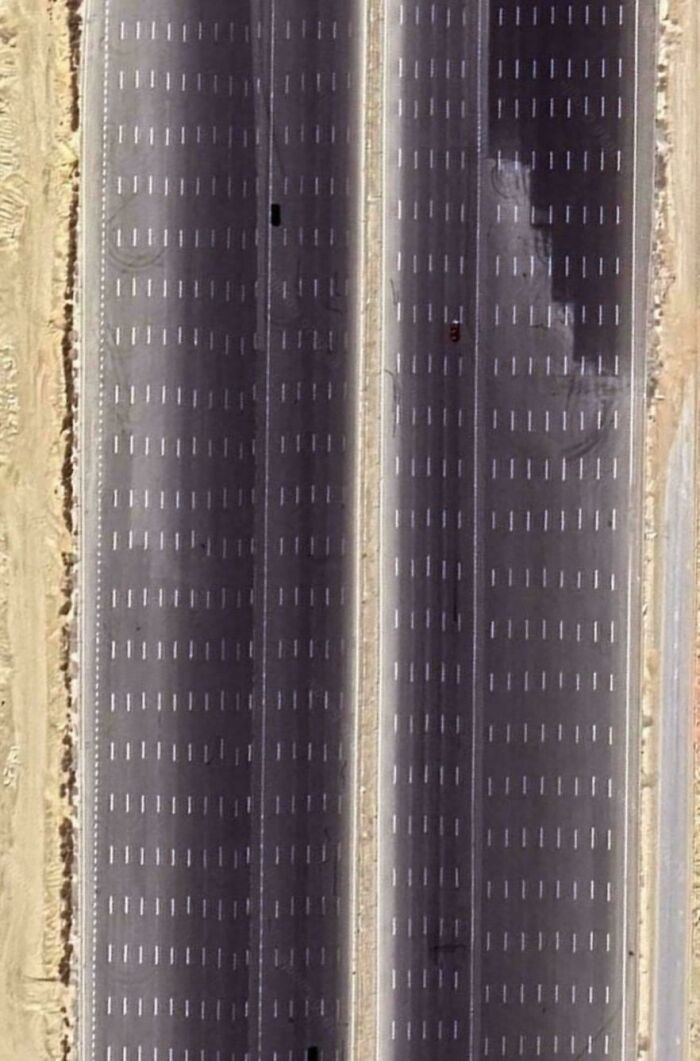 132 Pictures Of &lsquo;Urban Hell&rsquo; That Have No Soul And Are Weirdly Eerie (New Pics)
