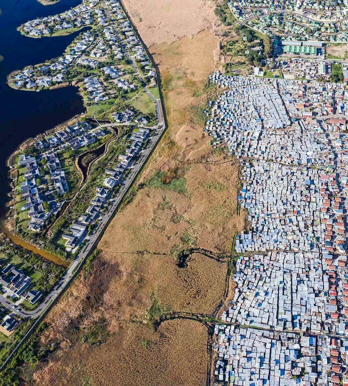 132 Pictures Of &lsquo;Urban Hell&rsquo; That Have No Soul And Are Weirdly Eerie (New Pics)