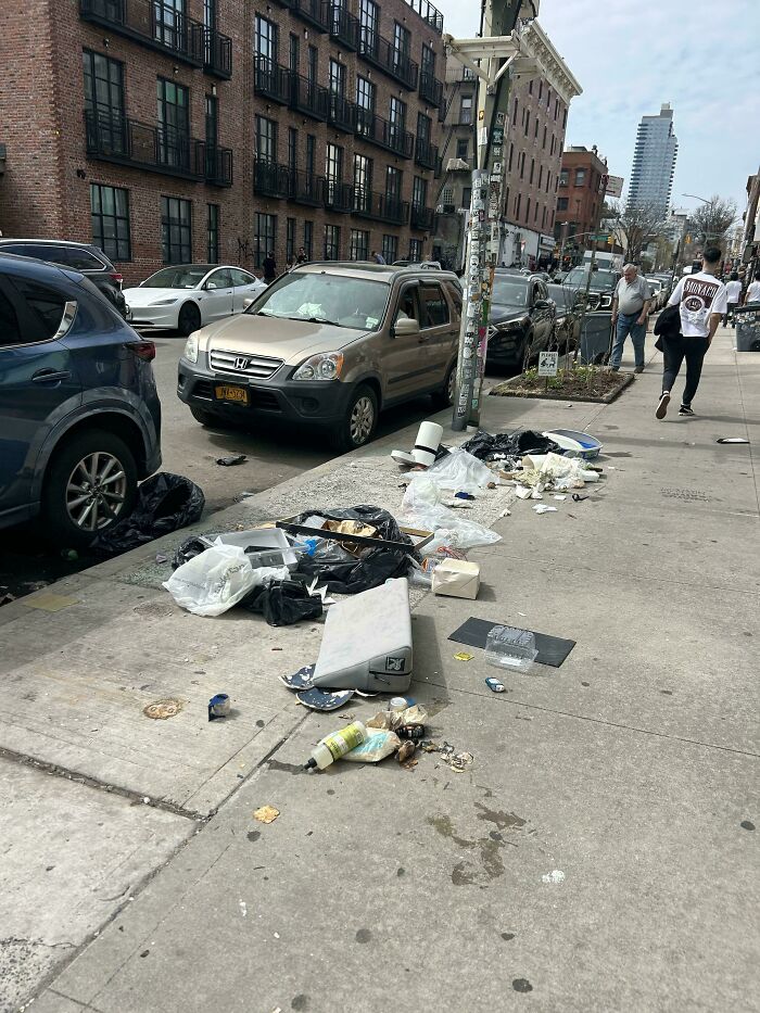 132 Pictures Of &lsquo;Urban Hell&rsquo; That Have No Soul And Are Weirdly Eerie (New Pics)
