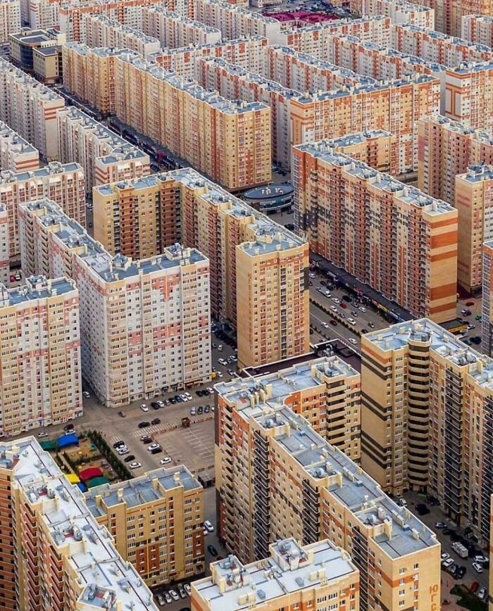 132 Pictures Of &lsquo;Urban Hell&rsquo; That Have No Soul And Are Weirdly Eerie (New Pics)