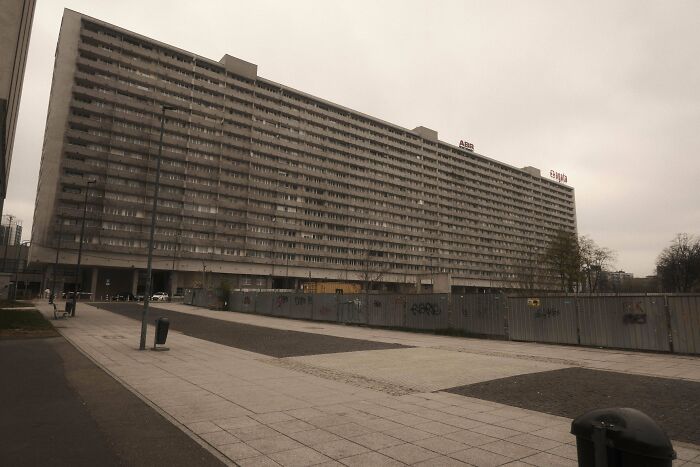 132 Pictures Of &lsquo;Urban Hell&rsquo; That Have No Soul And Are Weirdly Eerie (New Pics)