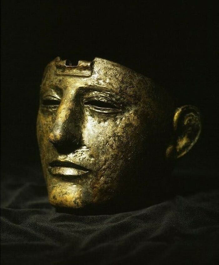 83 Fascinating Historical Treasures That Have Survived Through Time To Teach Us Something Today