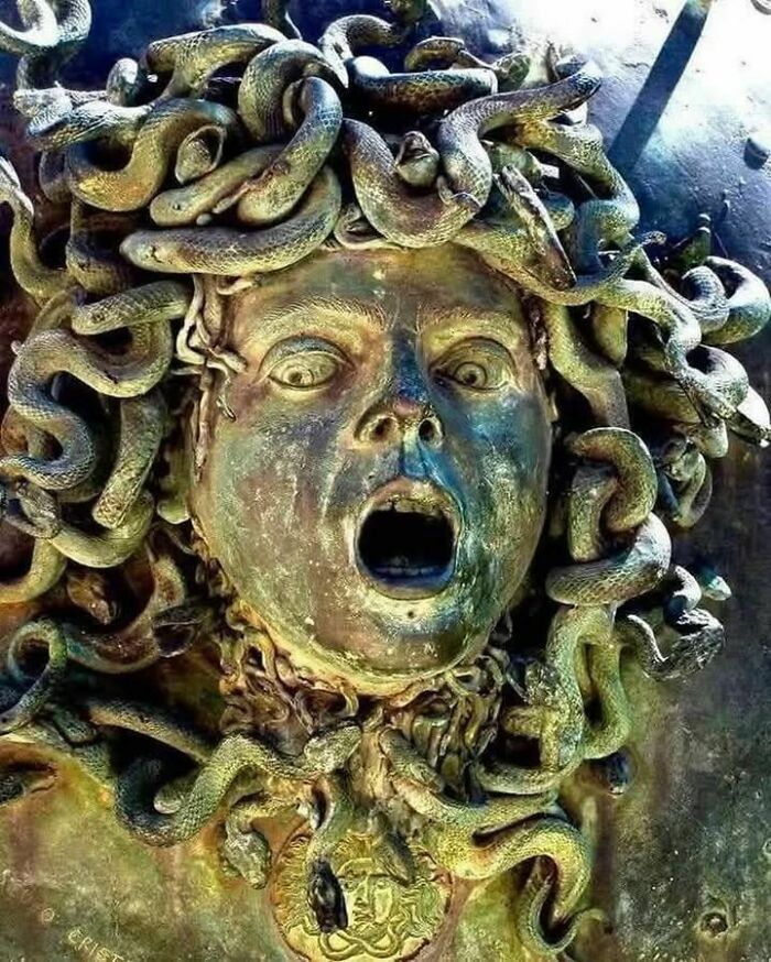 83 Fascinating Historical Treasures That Have Survived Through Time To Teach Us Something Today